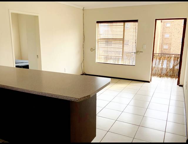 2 BEDROOM APARTMENT FOR SALE IN HONEYPARK